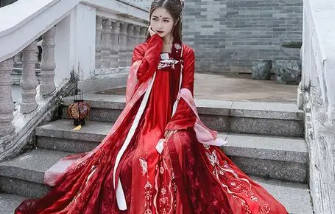 Thuê máy xúc bánh lốp tại Hóc Môn, TPHCM