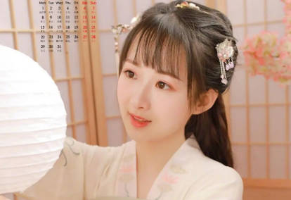 Phá tường bê tông tại Bình Chánh, TPHCM